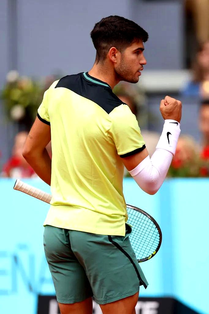 线上投注-关于赛地聚焦——德国杯赛后热度飙升，切尔西防线松动，悬念犹存，球探报告显示潜力的信息