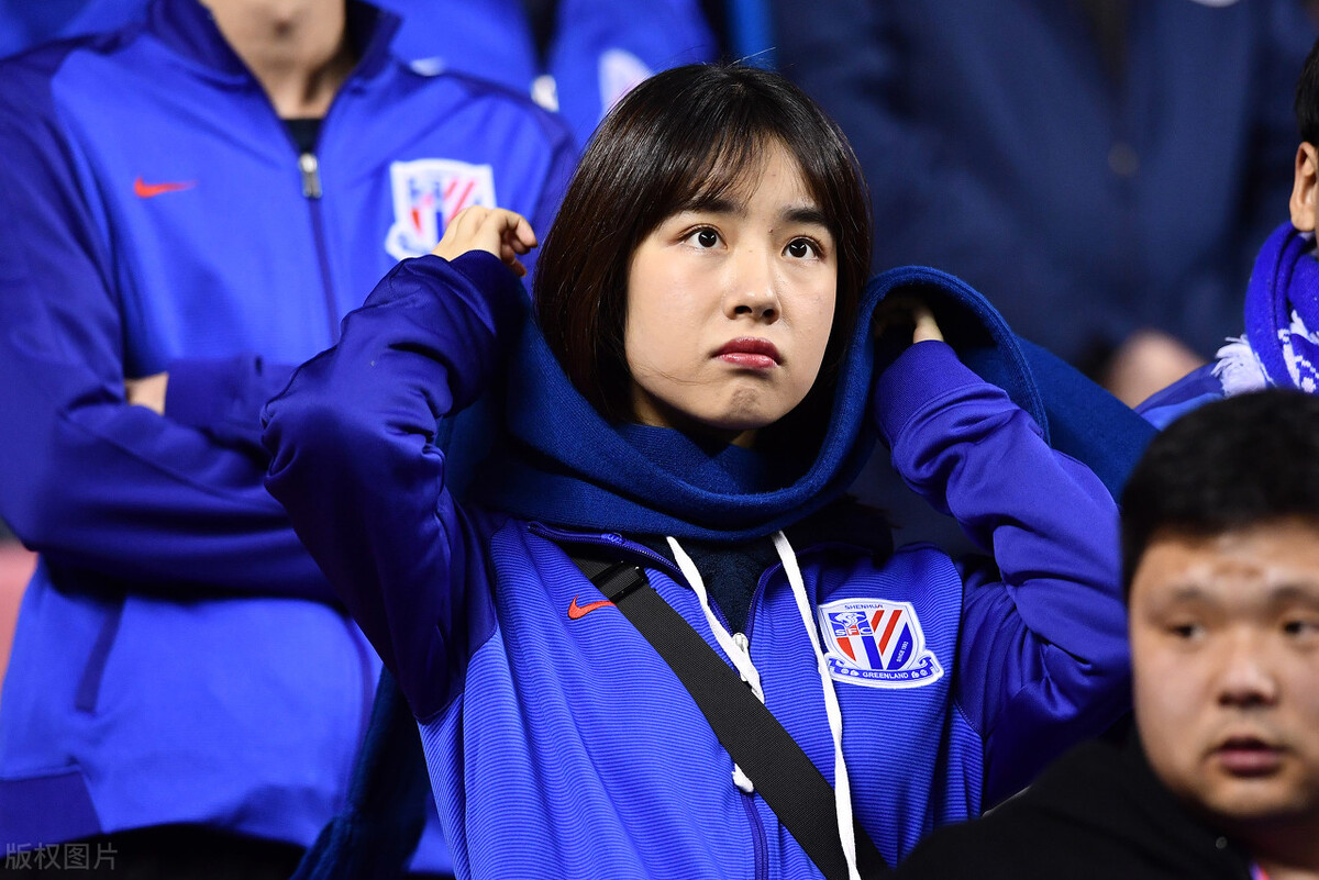 包含足总杯倒计时，上海申花赛前复出首秀，细节引发关注，态度坚定，年轻球员得到机会的词条