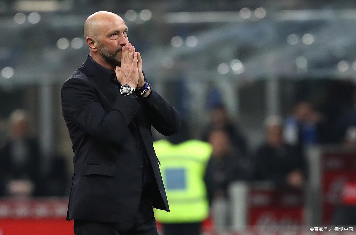 包含今晨曼城调整名单以备德甲；单刀错失环节打磨；媒体盛赞；数据趋势出现新变化的词条